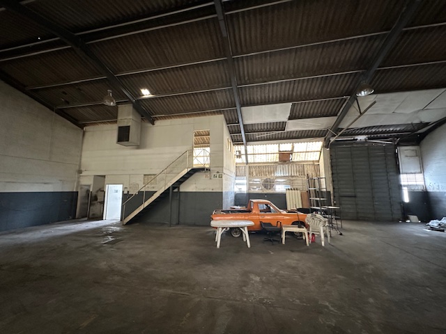 To Let commercial Property for Rent in Retreat Industrial Western Cape